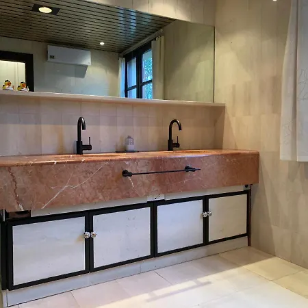 Lovely 8 Persons House In Nyaraló *