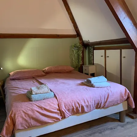 Lovely 8 Persons House In Alles-Sur-Dordogne