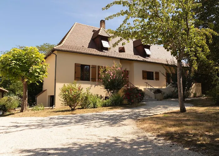 Lovely 8 Persons House In Casa de Férias *